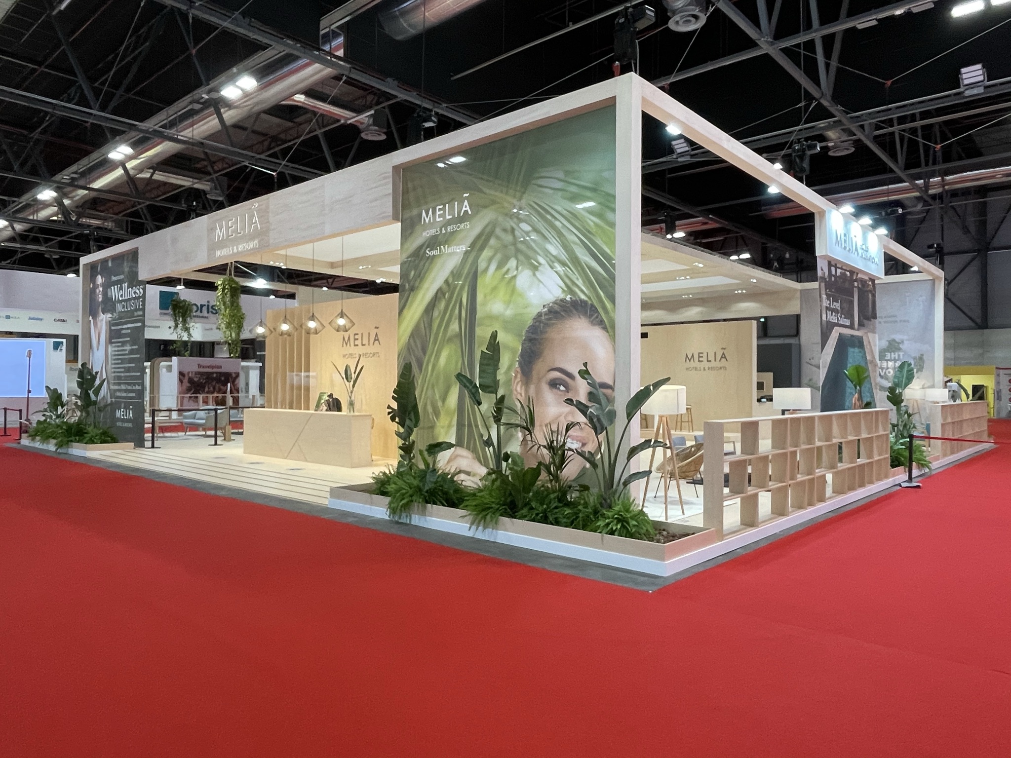 Diseño y Construcción del Stand de MELIA HOTELS en Fitur 2021.
