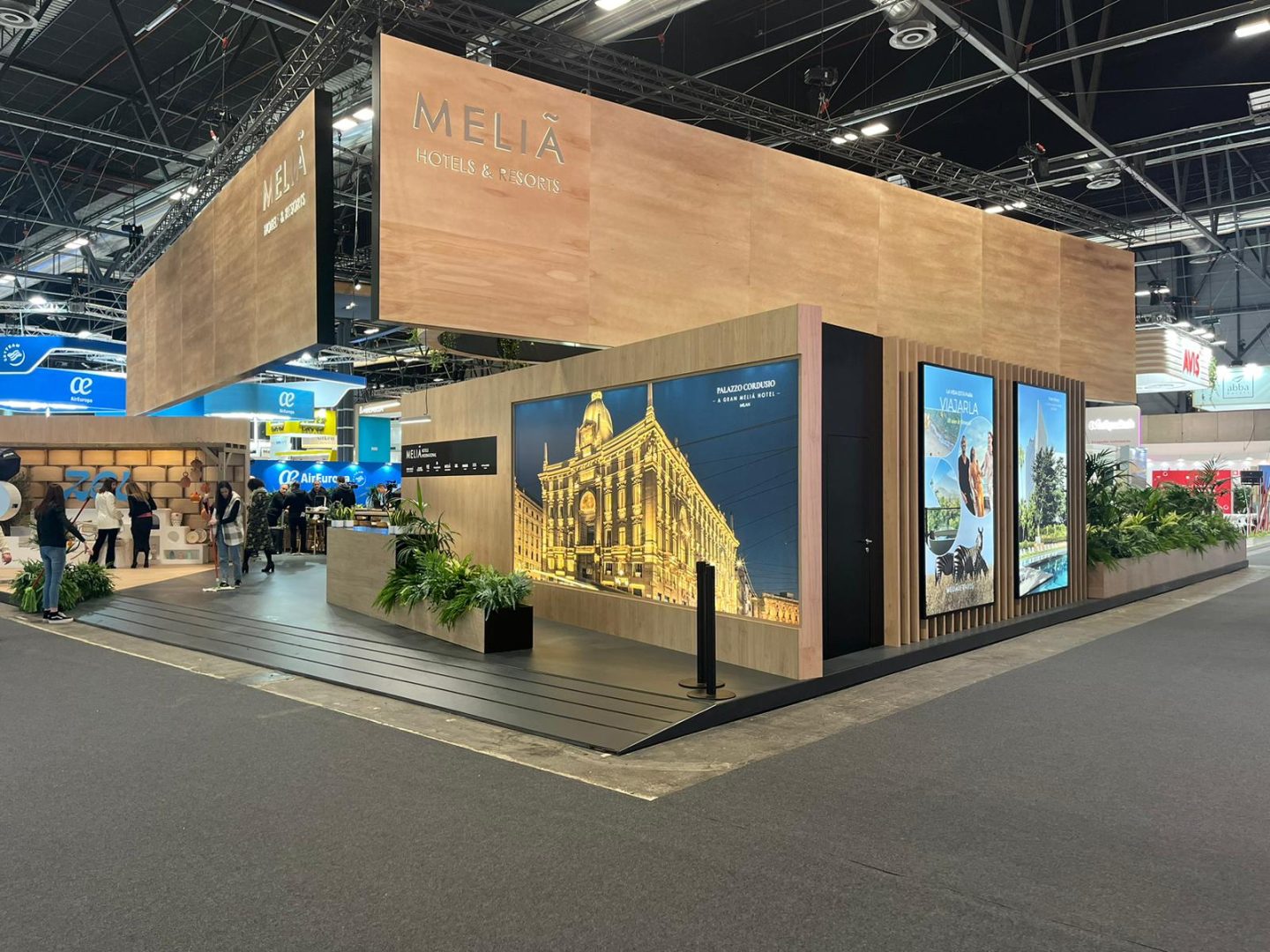 Design and construction of the MELIÀ HOTELS stand in FITUR 2024.
